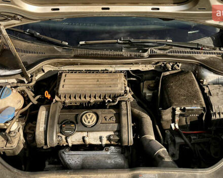 Серый Фольксваген Гольф, объемом двигателя 1.4 л и пробегом 217 тыс. км за 5649 $, фото 21 на Automoto.ua