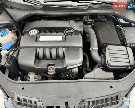 Серый Фольксваген Гольф, объемом двигателя 1.6 л и пробегом 227 тыс. км за 6300 $, фото 30 на Automoto.ua