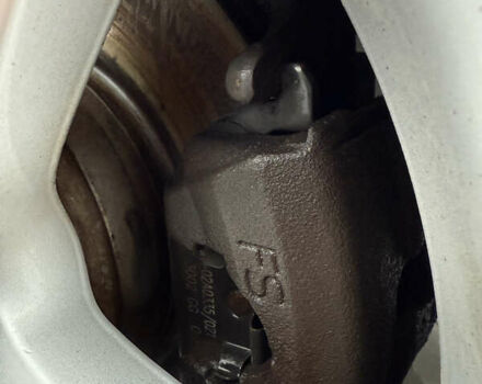 Серый Фольксваген Гольф, объемом двигателя 1.6 л и пробегом 245 тыс. км за 6650 $, фото 56 на Automoto.ua