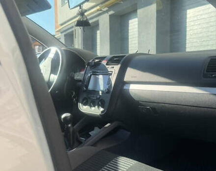 Серый Фольксваген Гольф, объемом двигателя 1.6 л и пробегом 213 тыс. км за 6500 $, фото 4 на Automoto.ua