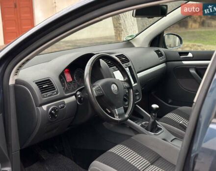 Сірий Фольксваген Гольф, об'ємом двигуна 1.4 л та пробігом 244 тис. км за 5999 $, фото 15 на Automoto.ua