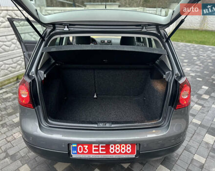 Сірий Фольксваген Гольф, об'ємом двигуна 1.6 л та пробігом 167 тис. км за 6550 $, фото 28 на Automoto.ua