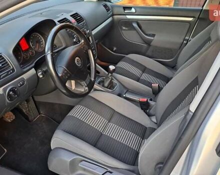 Сірий Фольксваген Гольф, об'ємом двигуна 1.39 л та пробігом 240 тис. км за 6500 $, фото 17 на Automoto.ua