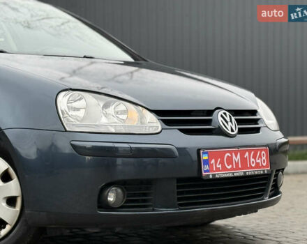 Сірий Фольксваген Гольф, об'ємом двигуна 1.6 л та пробігом 229 тис. км за 5555 $, фото 23 на Automoto.ua