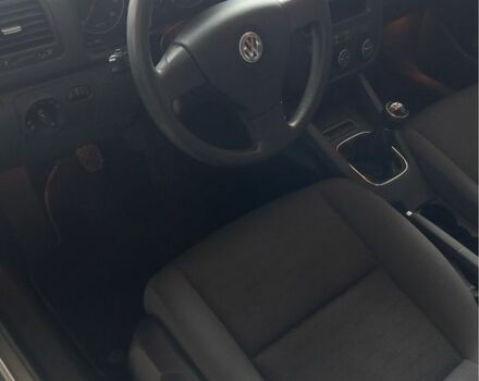 Серый Фольксваген Гольф, объемом двигателя 1.4 л и пробегом 200 тыс. км за 6000 $, фото 4 на Automoto.ua