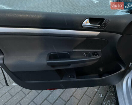 Сірий Фольксваген Гольф, об'ємом двигуна 1.6 л та пробігом 203 тис. км за 5700 $, фото 19 на Automoto.ua