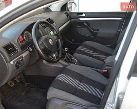 Сірий Фольксваген Гольф, об'ємом двигуна 1.6 л та пробігом 162 тис. км за 7200 $, фото 21 на Automoto.ua