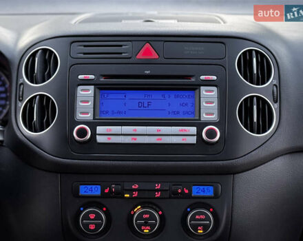 Серый Фольксваген Гольф, объемом двигателя 1.6 л и пробегом 248 тыс. км за 7200 $, фото 50 на Automoto.ua