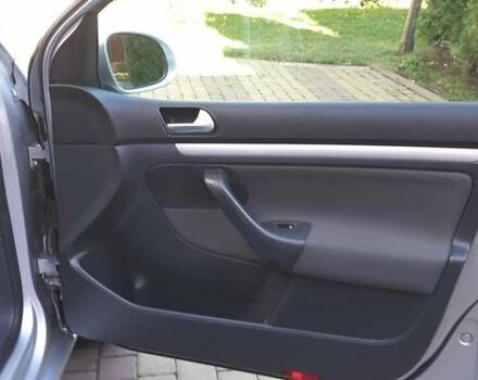 Сірий Фольксваген Гольф, об'ємом двигуна 1.6 л та пробігом 228 тис. км за 6500 $, фото 28 на Automoto.ua