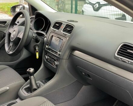 Серый Фольксваген Гольф, объемом двигателя 1.4 л и пробегом 228 тыс. км за 6899 $, фото 14 на Automoto.ua