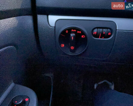 Сірий Фольксваген Гольф, об'ємом двигуна 1.6 л та пробігом 203 тис. км за 5700 $, фото 27 на Automoto.ua