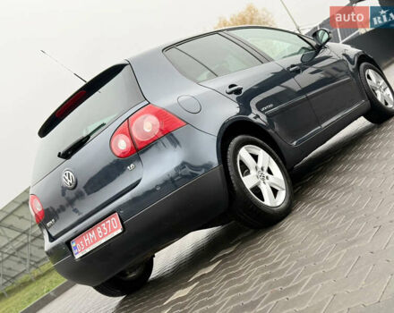 Серый Фольксваген Гольф, объемом двигателя 1.6 л и пробегом 227 тыс. км за 6300 $, фото 26 на Automoto.ua