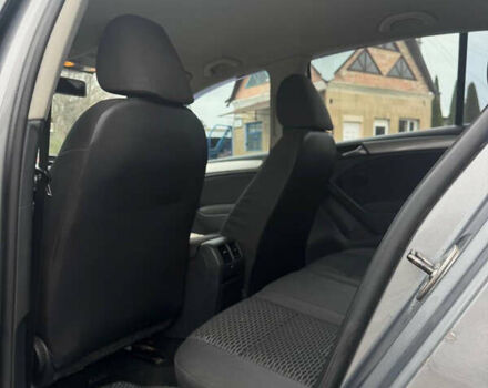 Серый Фольксваген Гольф, объемом двигателя 1.6 л и пробегом 231 тыс. км за 7400 $, фото 30 на Automoto.ua