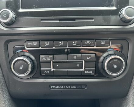 Серый Фольксваген Гольф, объемом двигателя 2 л и пробегом 300 тыс. км за 7500 $, фото 7 на Automoto.ua