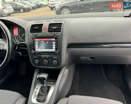 Сірий Фольксваген Гольф, об'ємом двигуна 1.4 л та пробігом 217 тис. км за 7800 $, фото 37 на Automoto.ua