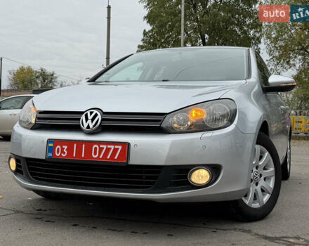Серый Фольксваген Гольф, объемом двигателя 1.6 л и пробегом 222 тыс. км за 7999 $, фото 2 на Automoto.ua
