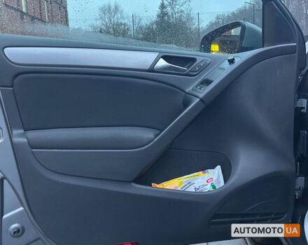 Серый Фольксваген Гольф, объемом двигателя 1.4 л и пробегом 88 тыс. км за 8200 $, фото 6 на Automoto.ua