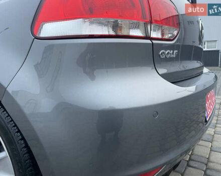 Серый Фольксваген Гольф, объемом двигателя 1.39 л и пробегом 246 тыс. км за 7950 $, фото 12 на Automoto.ua