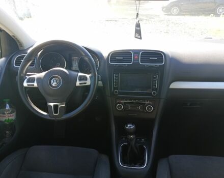 Фольксваген Гольф 2009 у Луцьку на Automoto.ua Сірий Фольксваген Гольф, об'ємом двигуна 1.4 л та пробігом 234 тис. км за 6800 $, фото 7 на Automoto.ua