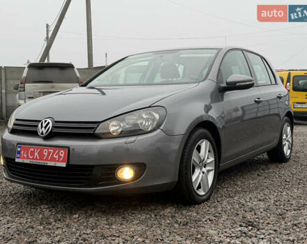 Серый Фольксваген Гольф, объемом двигателя 1.6 л и пробегом 208 тыс. км за 7999 $, фото 13 на Automoto.ua