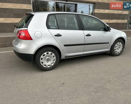 Серый Фольксваген Гольф, объемом двигателя 1.6 л и пробегом 98 тыс. км за 8100 $, фото 2 на Automoto.ua