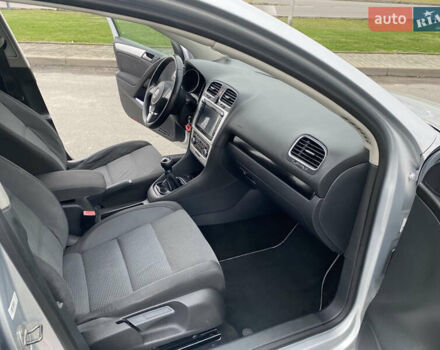 Серый Фольксваген Гольф, объемом двигателя 1.6 л и пробегом 240 тыс. км за 6450 $, фото 18 на Automoto.ua