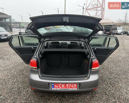 Серый Фольксваген Гольф, объемом двигателя 1.6 л и пробегом 208 тыс. км за 7999 $, фото 40 на Automoto.ua