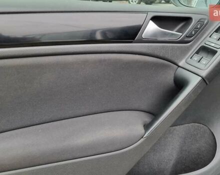 Сірий Фольксваген Гольф, об'ємом двигуна 1.39 л та пробігом 195 тис. км за 7200 $, фото 11 на Automoto.ua