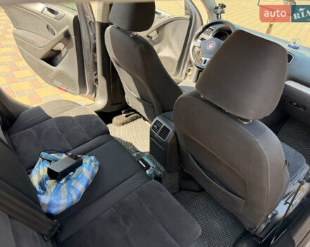 Серый Фольксваген Гольф, объемом двигателя 1.4 л и пробегом 244 тыс. км за 8400 $, фото 10 на Automoto.ua