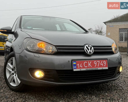 Серый Фольксваген Гольф, объемом двигателя 1.6 л и пробегом 208 тыс. км за 7999 $, фото 9 на Automoto.ua