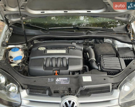 Серый Фольксваген Гольф, объемом двигателя 1.6 л и пробегом 240 тыс. км за 6550 $, фото 22 на Automoto.ua