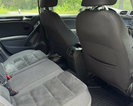 Серый Фольксваген Гольф, объемом двигателя 1.6 л и пробегом 214 тыс. км за 8300 $, фото 27 на Automoto.ua