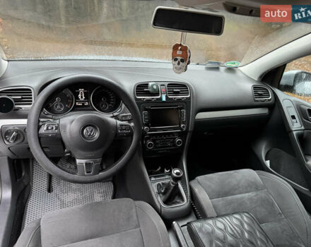 Серый Фольксваген Гольф, объемом двигателя 1.39 л и пробегом 213 тыс. км за 7200 $, фото 26 на Automoto.ua