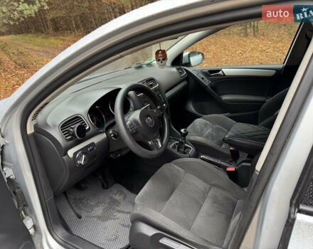 Серый Фольксваген Гольф, объемом двигателя 1.39 л и пробегом 213 тыс. км за 7200 $, фото 28 на Automoto.ua