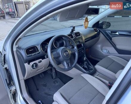 Серый Фольксваген Гольф, объемом двигателя 1.97 л и пробегом 285 тыс. км за 6700 $, фото 2 на Automoto.ua