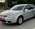Серый Фольксваген Гольф, объемом двигателя 1.6 л и пробегом 250 тыс. км за 5950 $, фото 1 на Automoto.ua