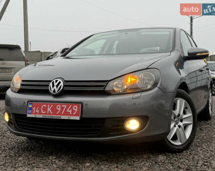 Серый Фольксваген Гольф, объемом двигателя 1.6 л и пробегом 208 тыс. км за 7999 $, фото 1 на Automoto.ua