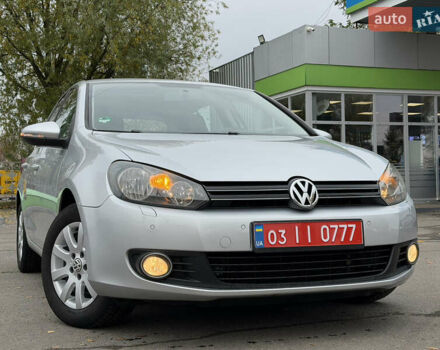 Серый Фольксваген Гольф, объемом двигателя 1.6 л и пробегом 222 тыс. км за 7999 $, фото 5 на Automoto.ua