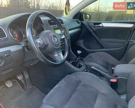 Серый Фольксваген Гольф, объемом двигателя 1.39 л и пробегом 242 тыс. км за 9999 $, фото 19 на Automoto.ua