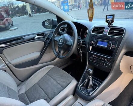 Серый Фольксваген Гольф, объемом двигателя 1.97 л и пробегом 285 тыс. км за 6700 $, фото 36 на Automoto.ua
