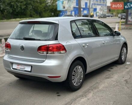 Серый Фольксваген Гольф, объемом двигателя 1.39 л и пробегом 235 тыс. км за 8400 $, фото 4 на Automoto.ua