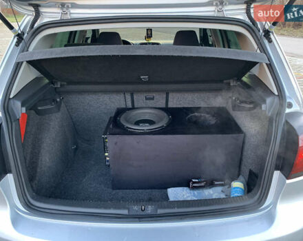 Серый Фольксваген Гольф, объемом двигателя 1.39 л и пробегом 242 тыс. км за 9999 $, фото 21 на Automoto.ua