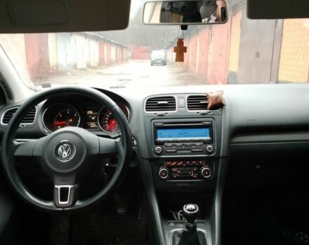 Серый Фольксваген Гольф, объемом двигателя 1.6 л и пробегом 306 тыс. км за 8500 $, фото 4 на Automoto.ua