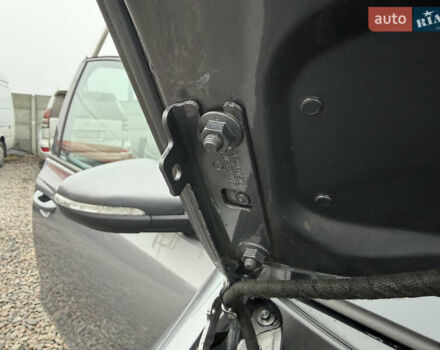 Серый Фольксваген Гольф, объемом двигателя 1.6 л и пробегом 208 тыс. км за 7999 $, фото 49 на Automoto.ua