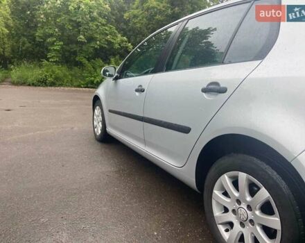 Сірий Фольксваген Гольф, об'ємом двигуна 1.6 л та пробігом 227 тис. км за 5499 $, фото 2 на Automoto.ua