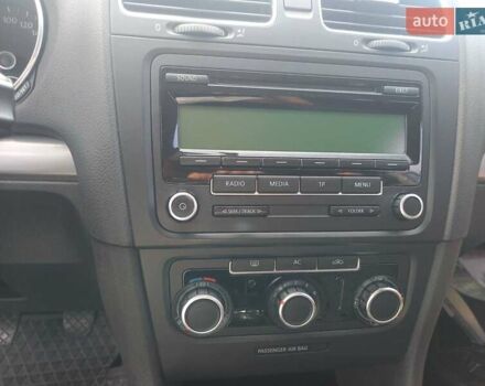 Сірий Фольксваген Гольф, об'ємом двигуна 1.4 л та пробігом 228 тис. км за 6900 $, фото 14 на Automoto.ua