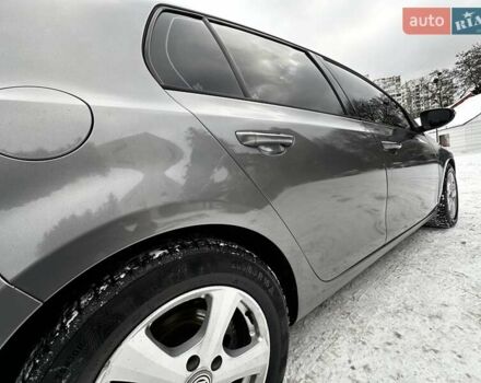 Серый Фольксваген Гольф, объемом двигателя 2 л и пробегом 201 тыс. км за 7299 $, фото 13 на Automoto.ua