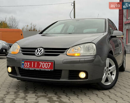 Серый Фольксваген Гольф, объемом двигателя 1.4 л и пробегом 204 тыс. км за 6350 $, фото 1 на Automoto.ua