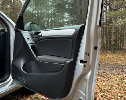 Серый Фольксваген Гольф, объемом двигателя 1.39 л и пробегом 213 тыс. км за 7200 $, фото 14 на Automoto.ua