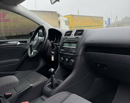 Серый Фольксваген Гольф, объемом двигателя 1.39 л и пробегом 165 тыс. км за 7799 $, фото 20 на Automoto.ua